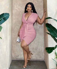 WnTCo Blush Mid Slash Plus Size Dress
