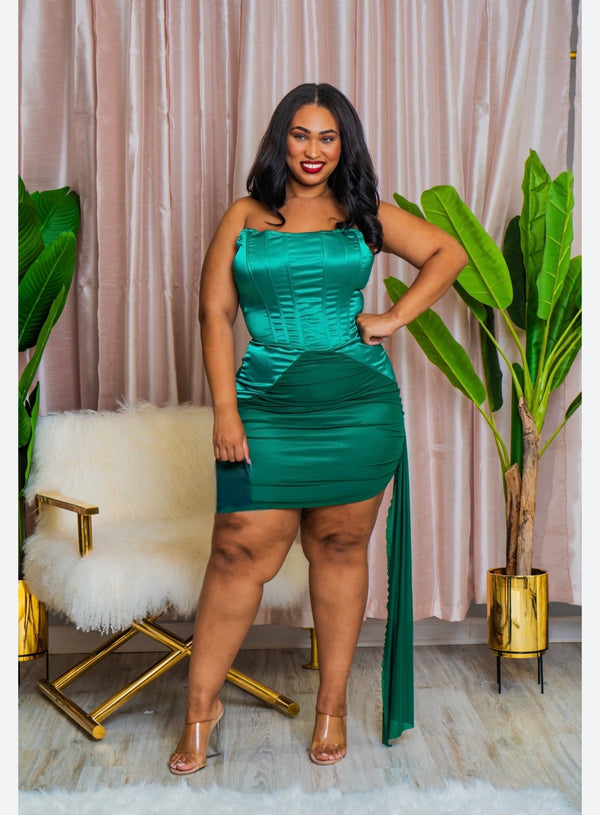 Wardrobenthings Glam Luxury Daphne High Quality Plus Size Dress
