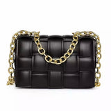 Chic Black Gizelle Chainy Bag